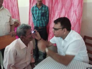 best cataract surgeon